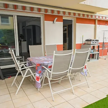 Apartment Beautiful With Garden Frejus